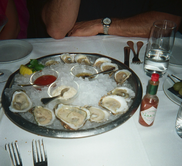 Broad Street Oyster Company: LA's Premier Seafood Destination